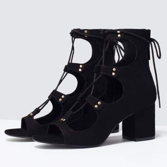 Lace Up Block Heel Sandals - Picture 6 of 8